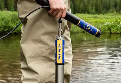 Man holding Insitu gear