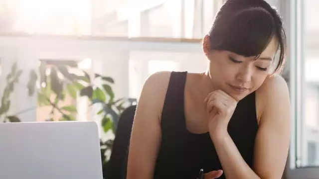 Woman using Conga CLM